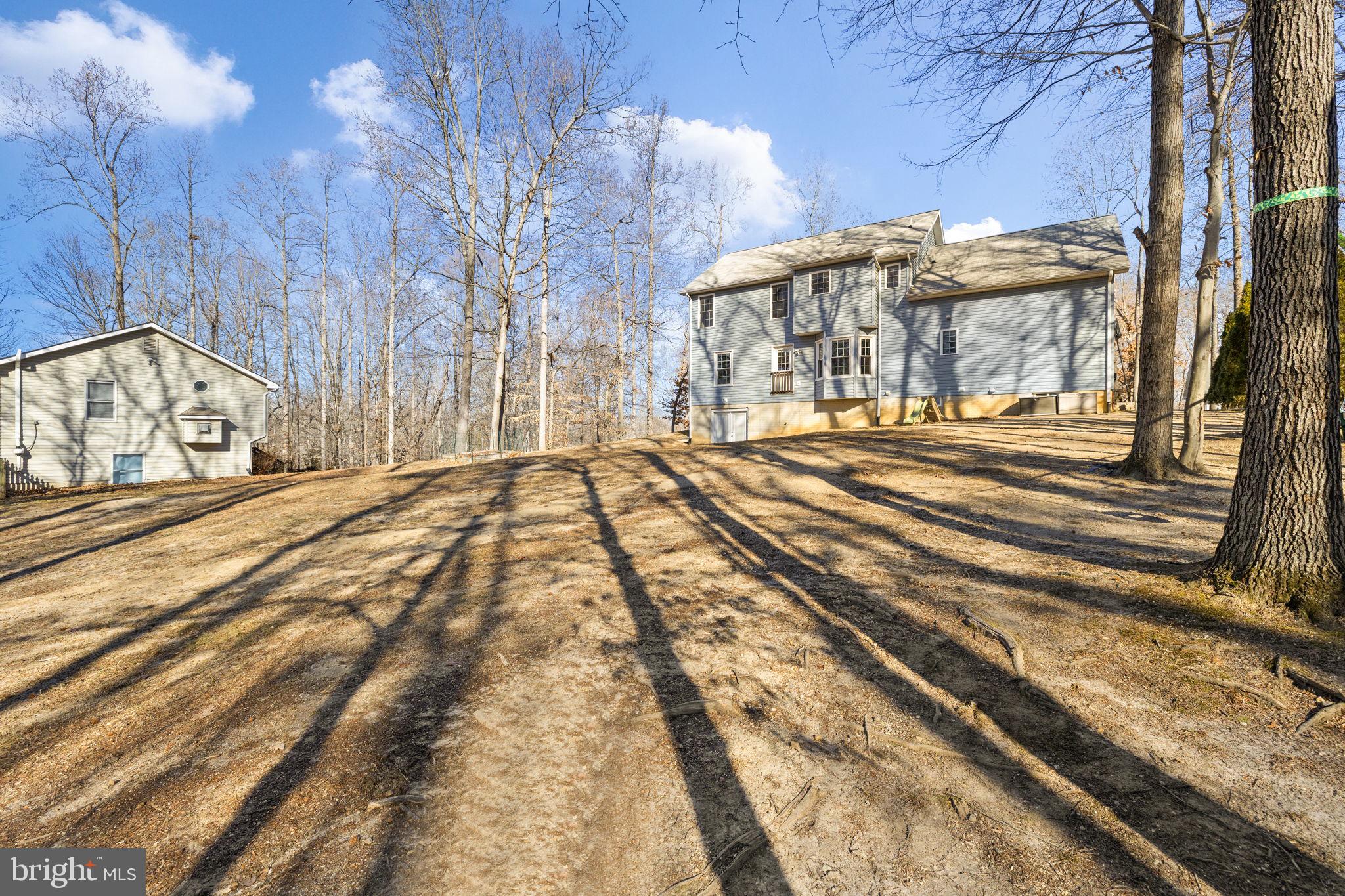 PRESIDENTIAL LAKES - Residential