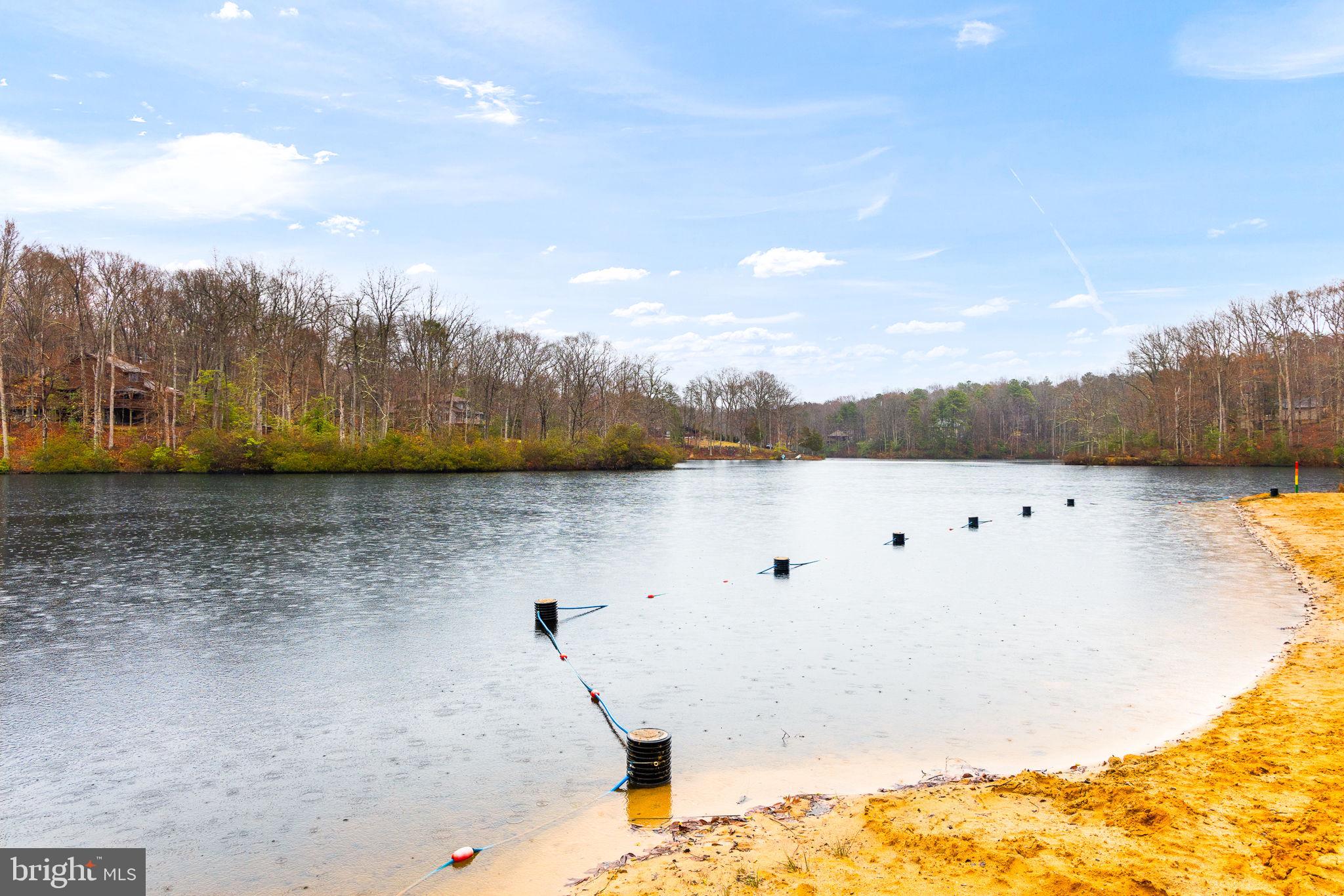 PRESIDENTIAL LAKES - Residential