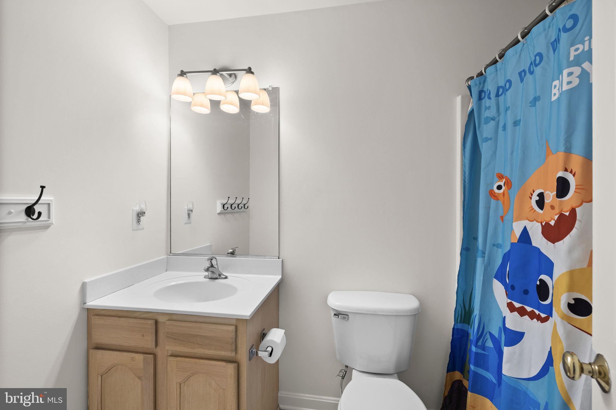 PRESIDENTIAL LAKES - Residential