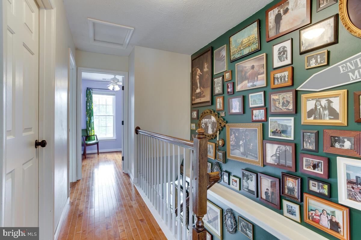 SEVEN OAKS - Residential