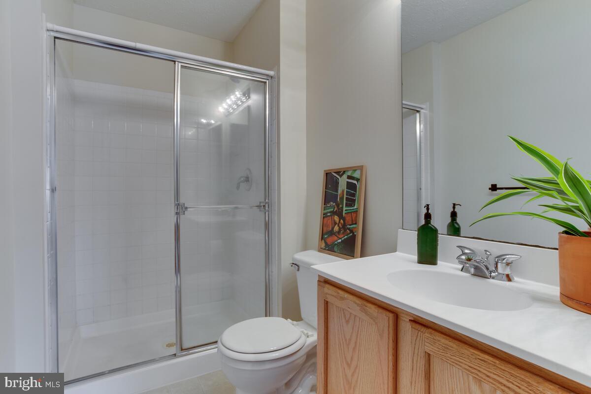 SEVEN OAKS - Residential