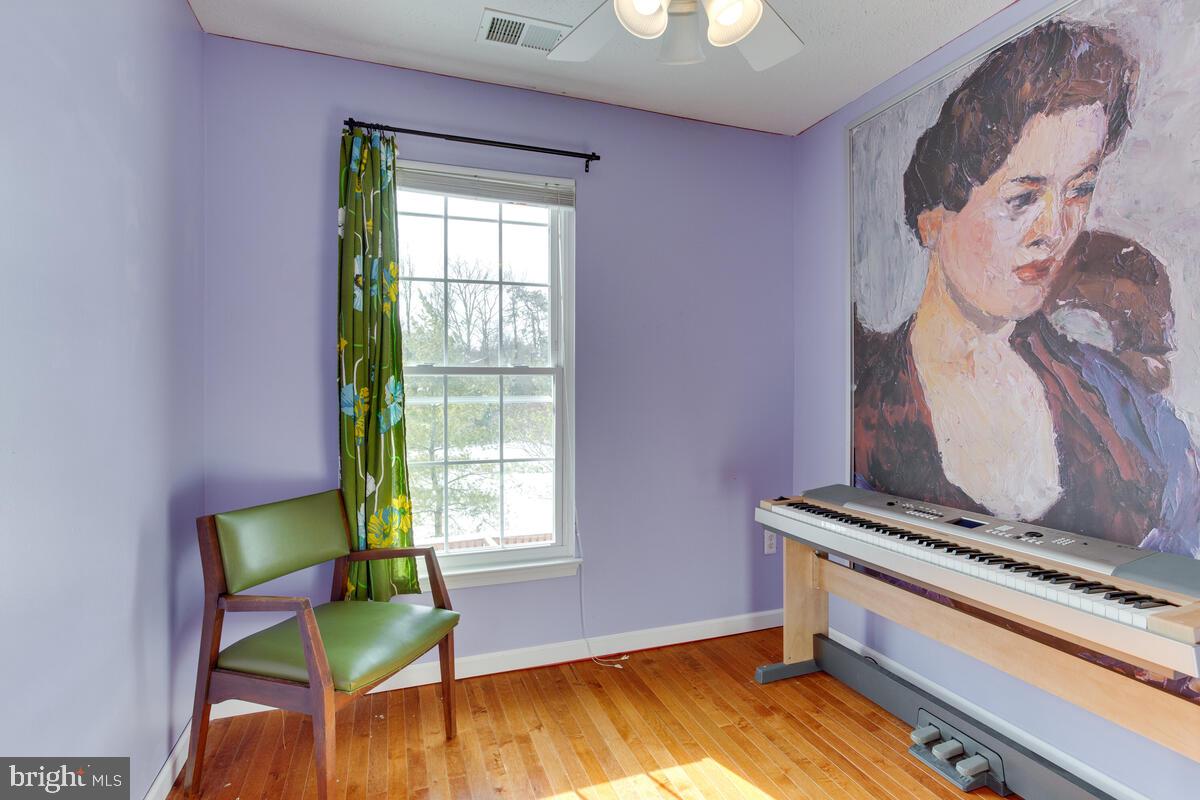 SEVEN OAKS - Residential