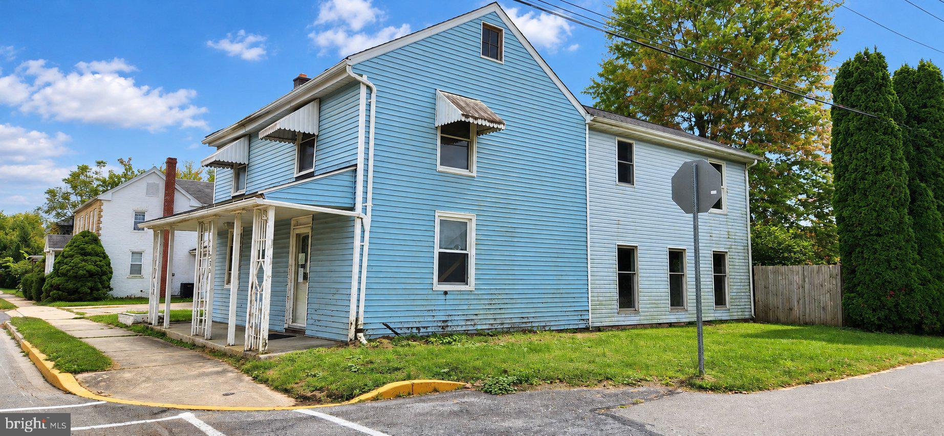 332 N 2ND STREET