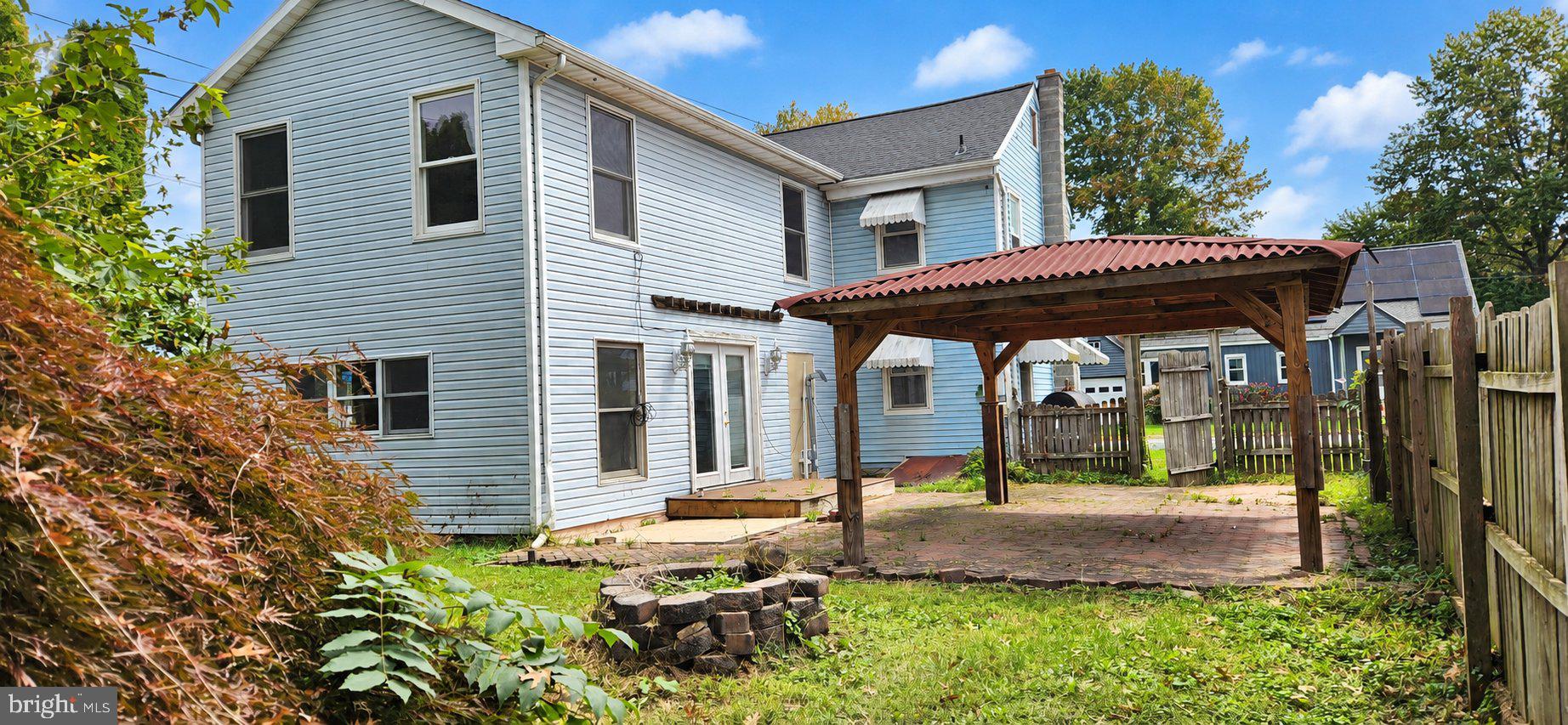 332 N 2ND STREET