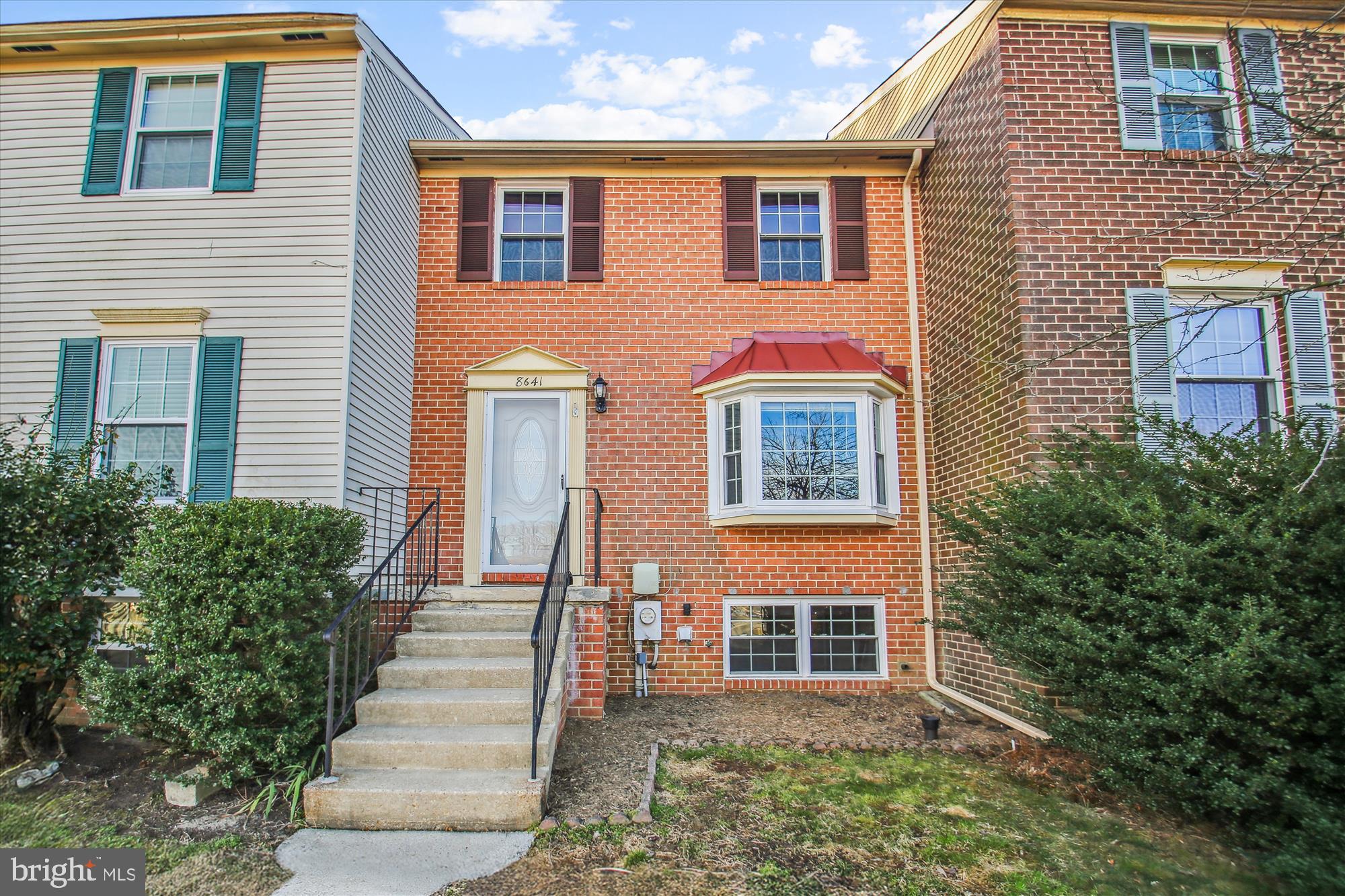 ELIZABETHS LANDING - Residential