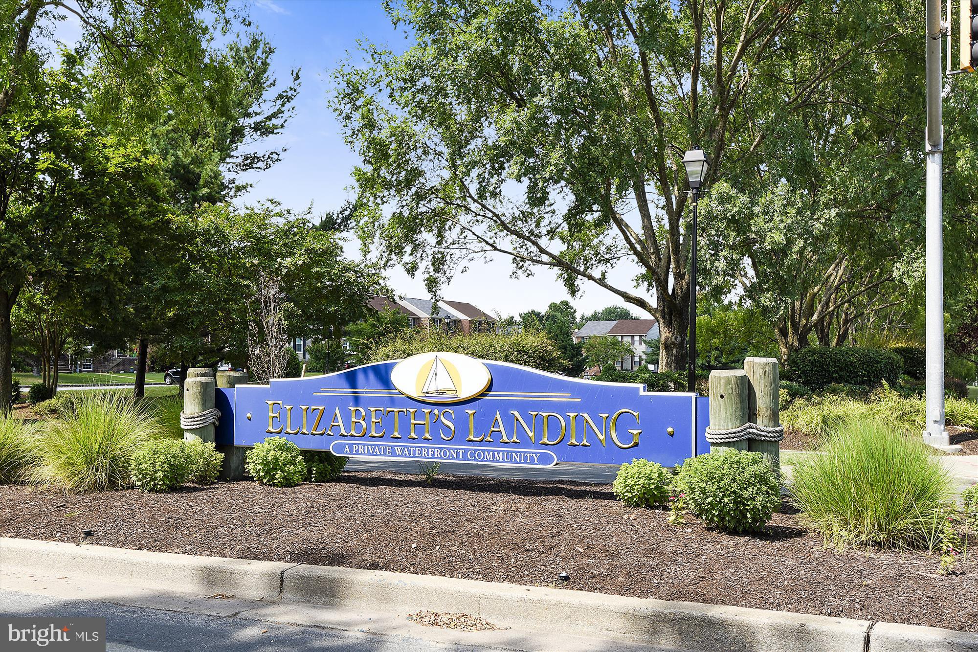ELIZABETHS LANDING - Residential