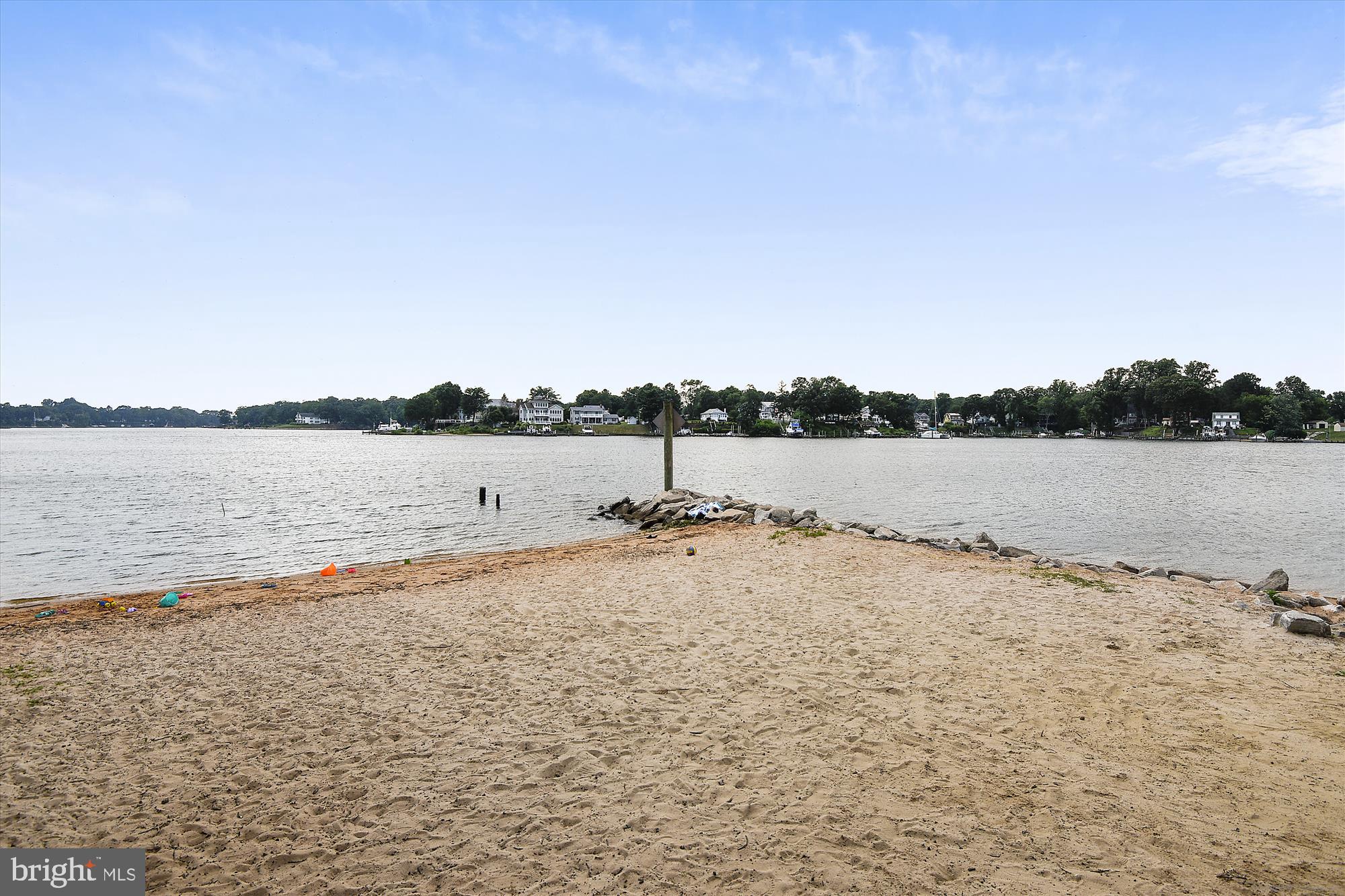 ELIZABETHS LANDING - Residential