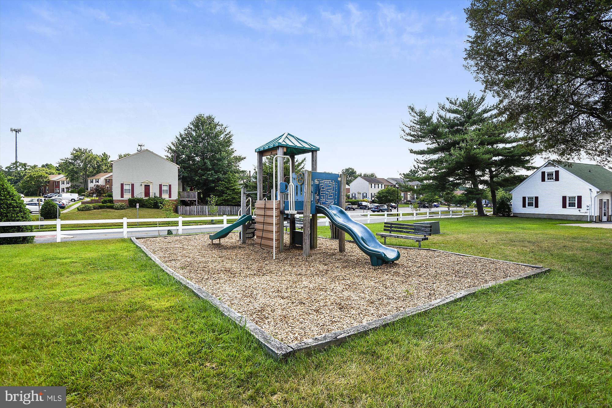 ELIZABETHS LANDING - Residential