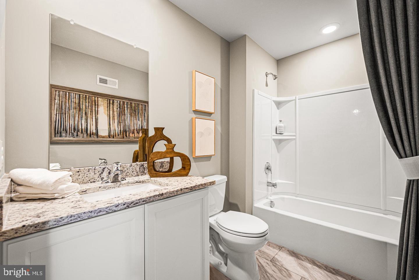 COVENTRY CHASE - Residential Lease