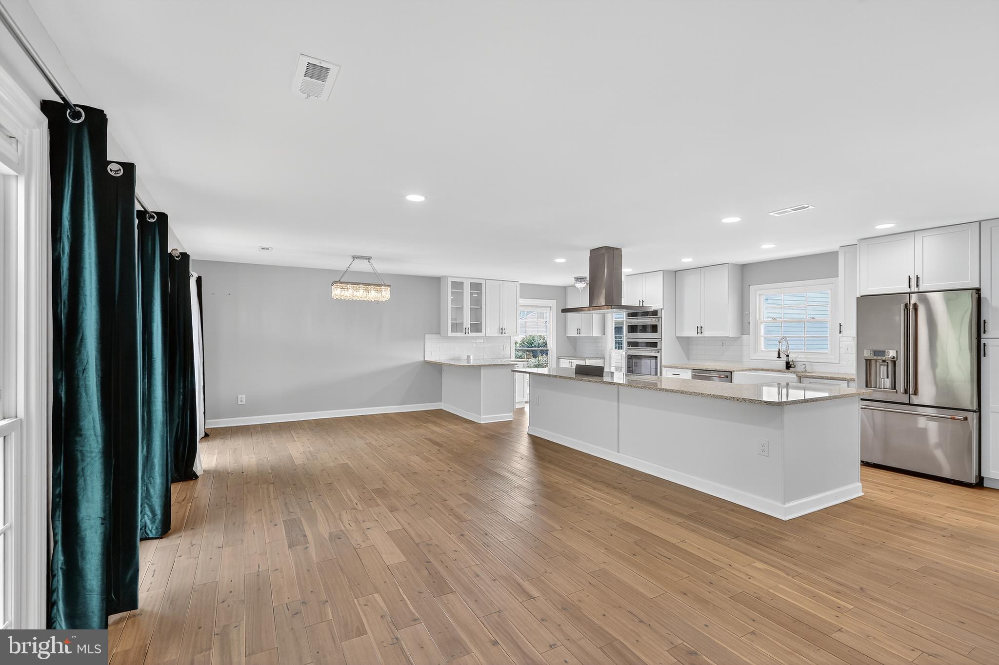 POTOMAC COMMONS - Residential