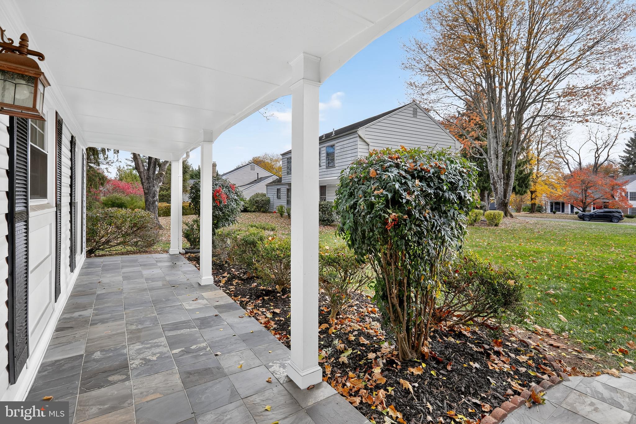 POTOMAC COMMONS - Residential