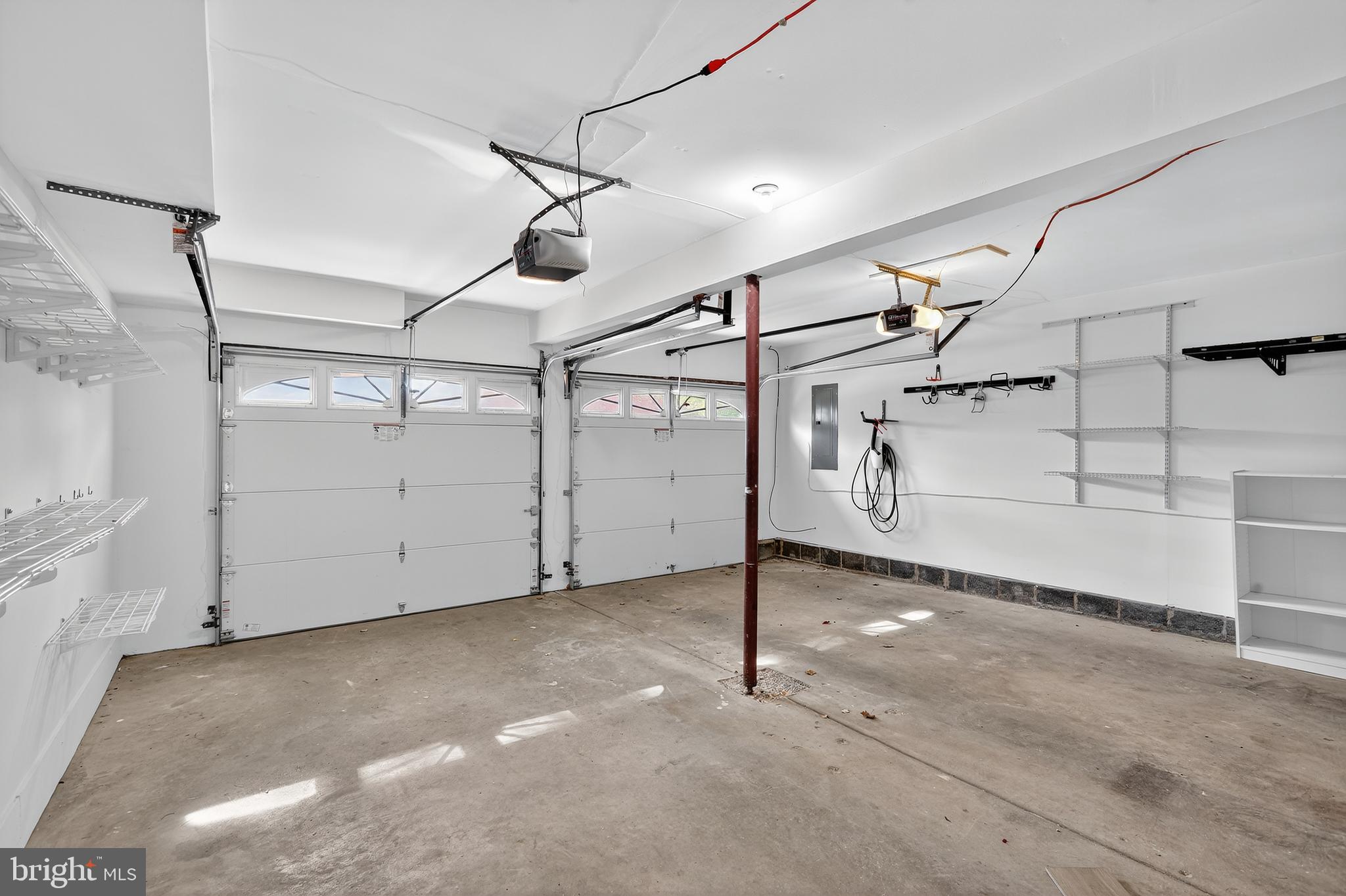 POTOMAC COMMONS - Residential