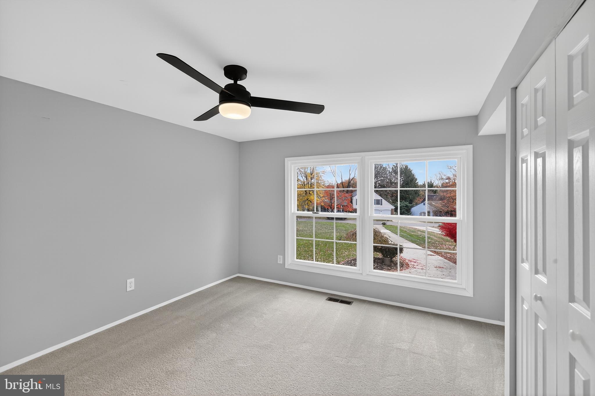 POTOMAC COMMONS - Residential