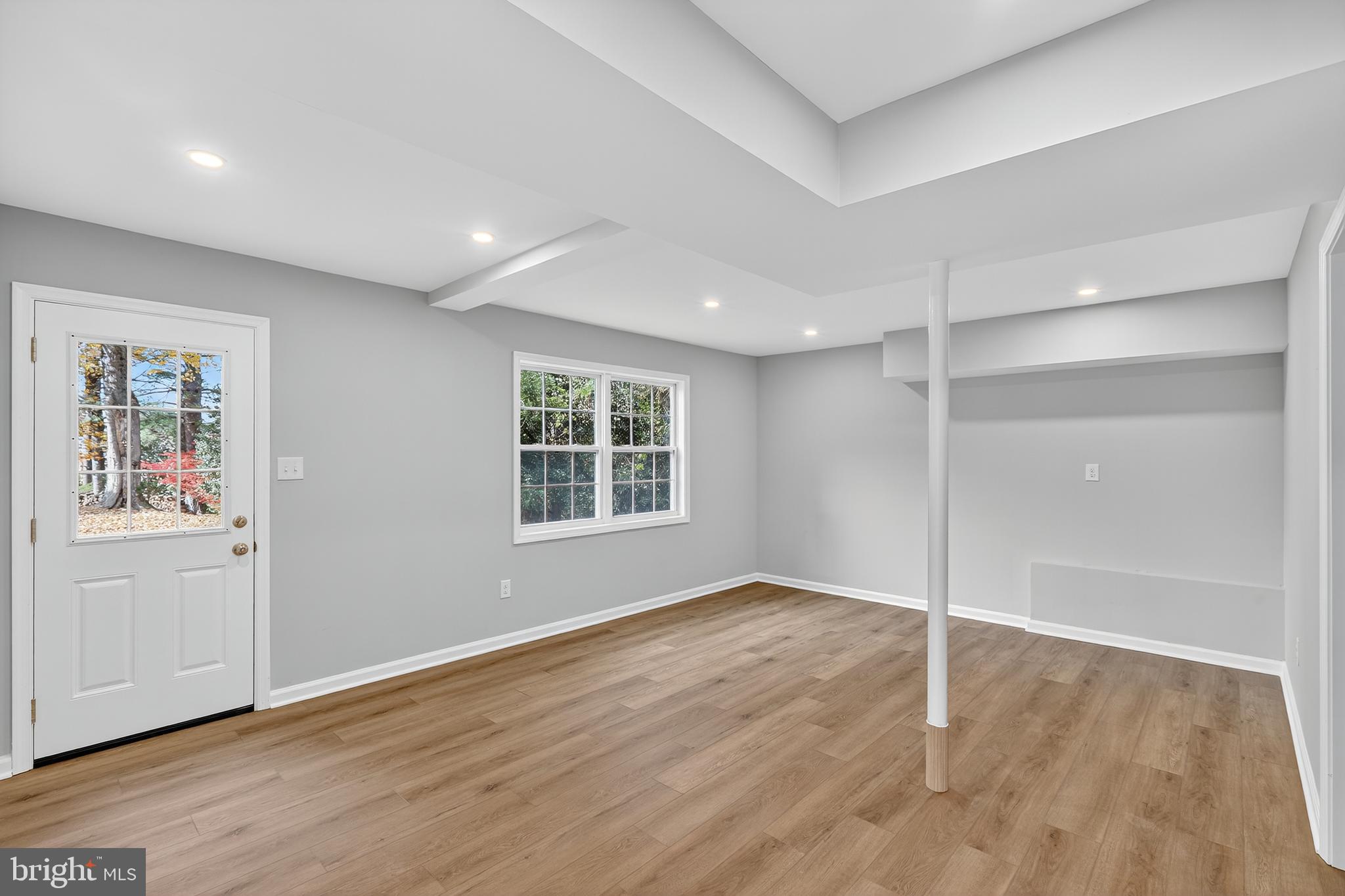 POTOMAC COMMONS - Residential