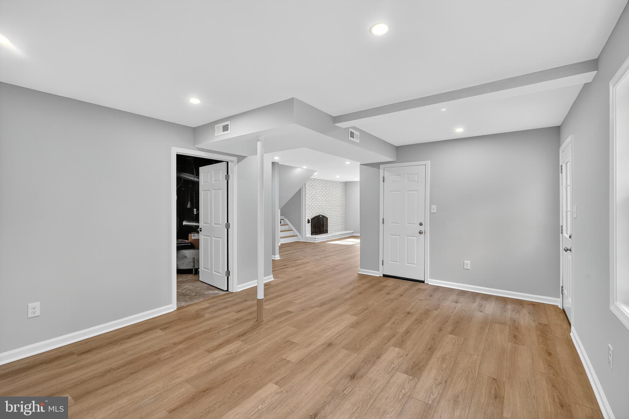 POTOMAC COMMONS - Residential