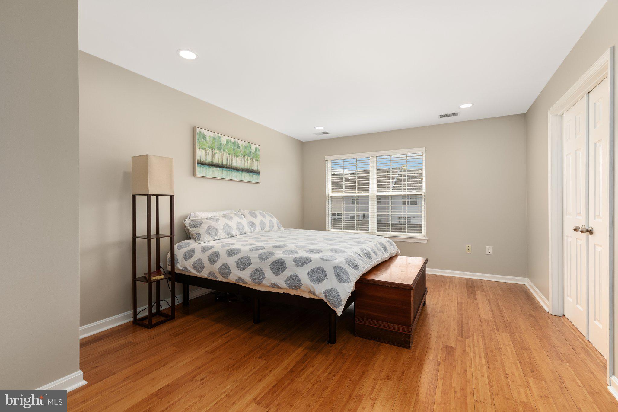 GROVEWOOD - Residential