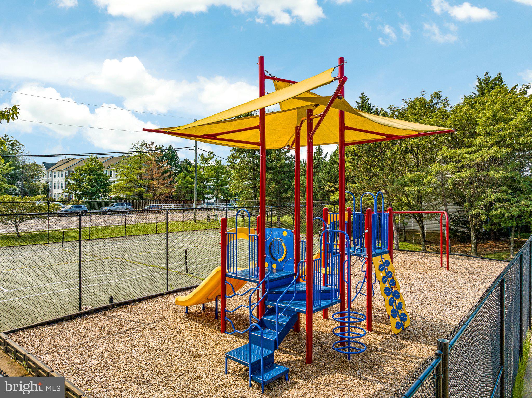 GROVEWOOD - Residential