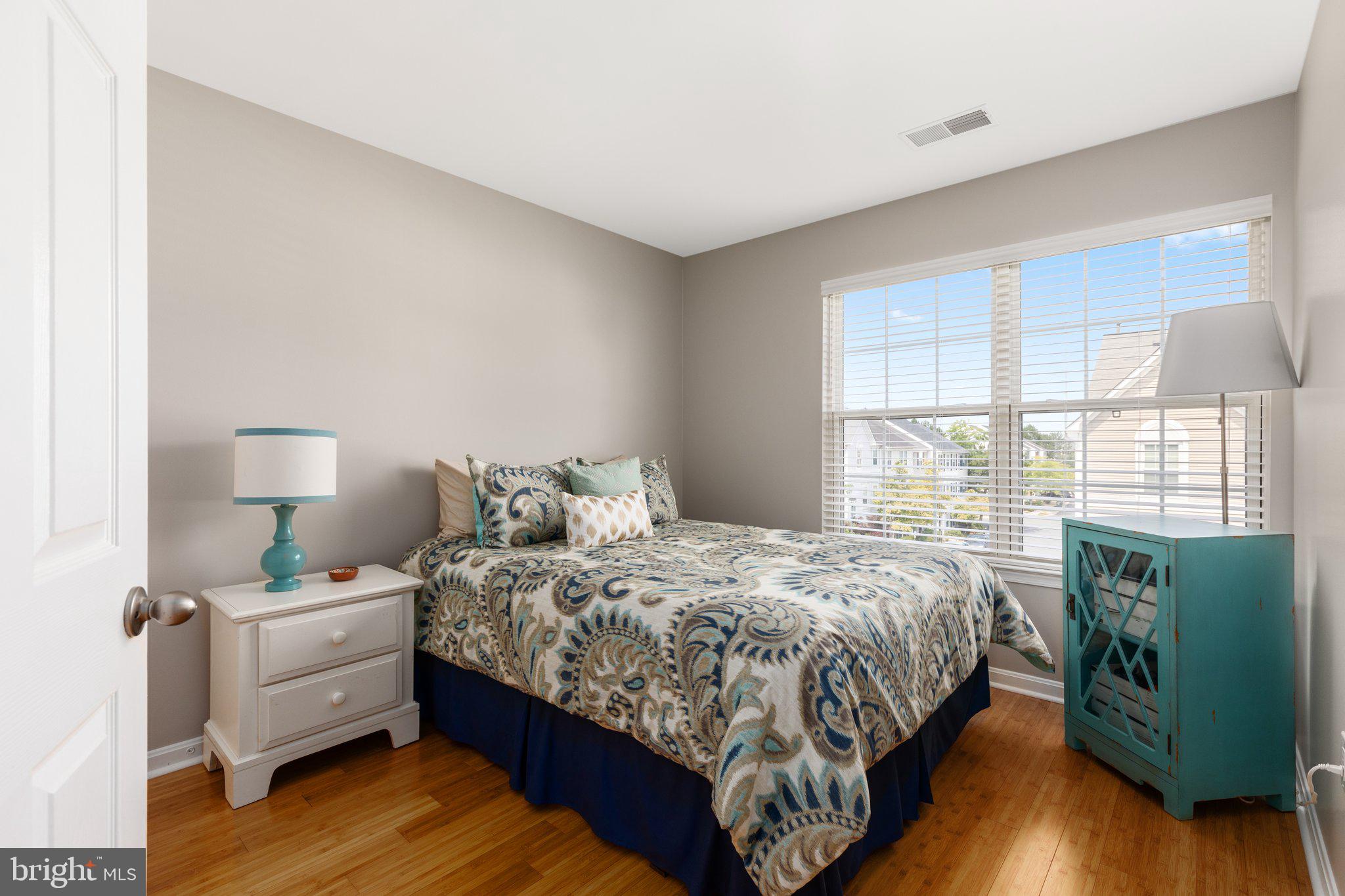 GROVEWOOD - Residential