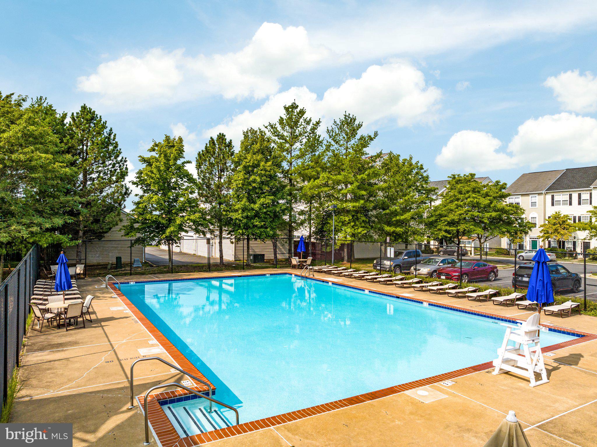 GROVEWOOD - Residential