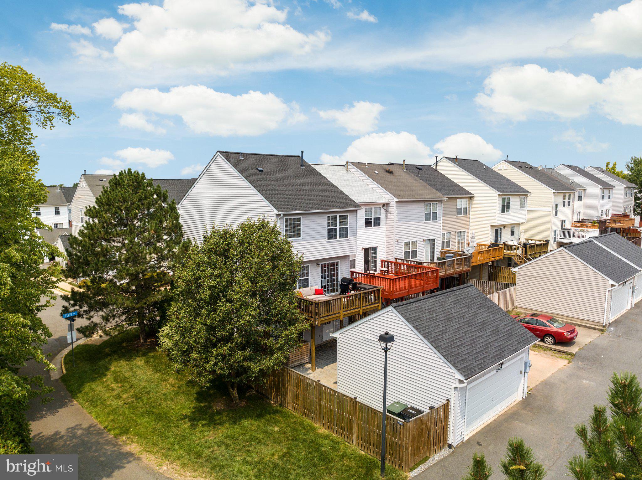 GROVEWOOD - Residential