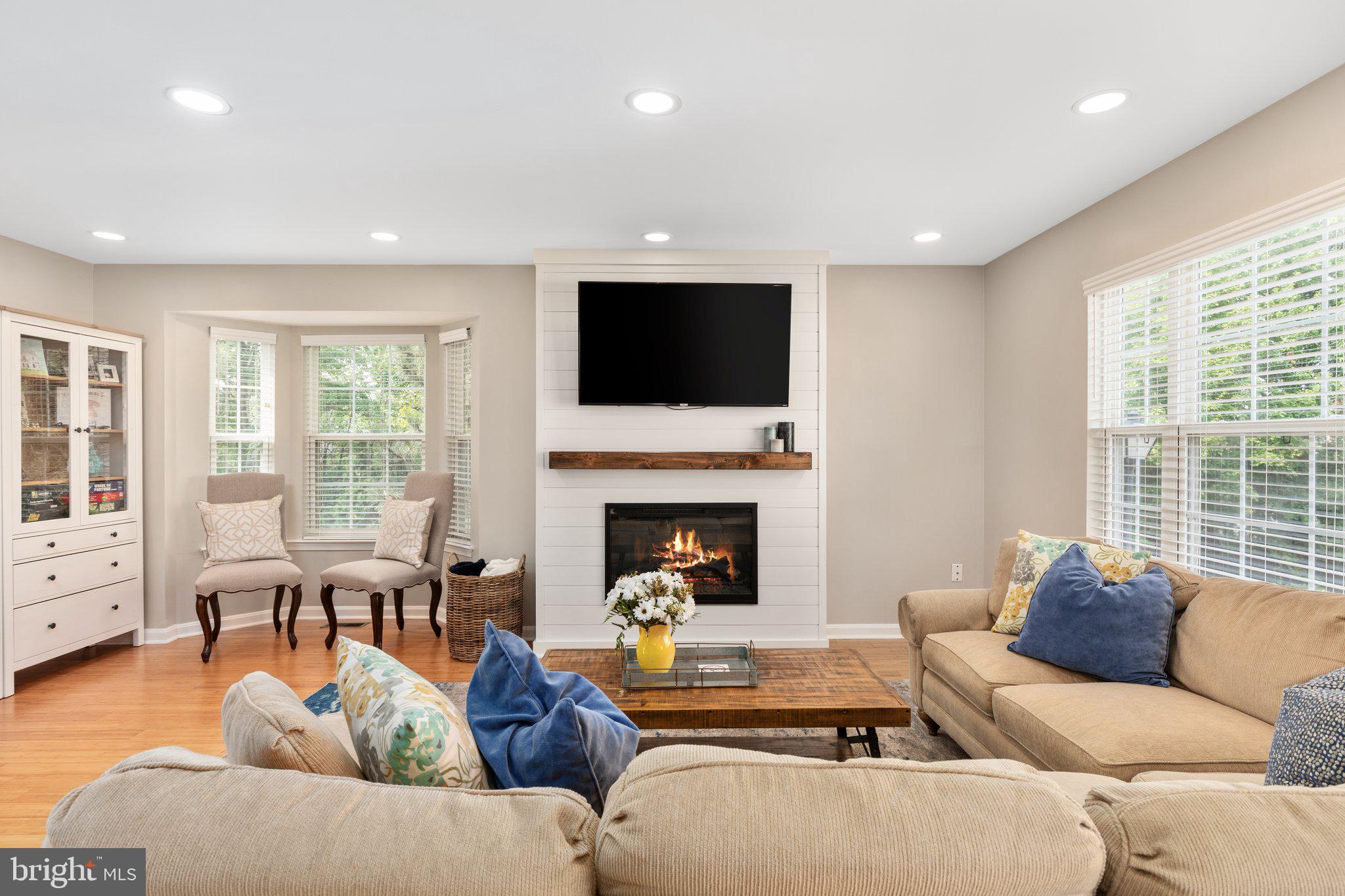 GROVEWOOD - Residential