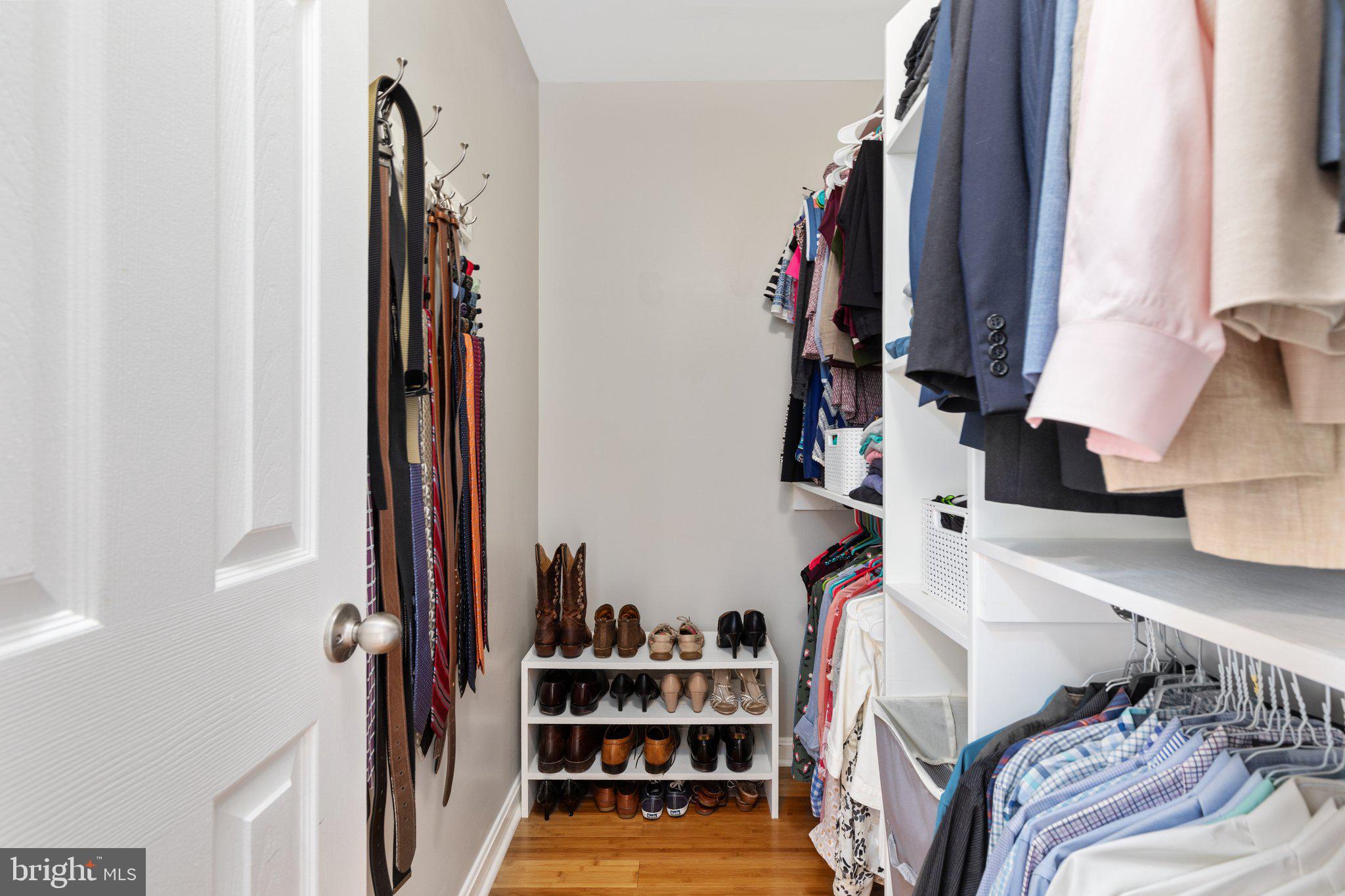 GROVEWOOD - Residential