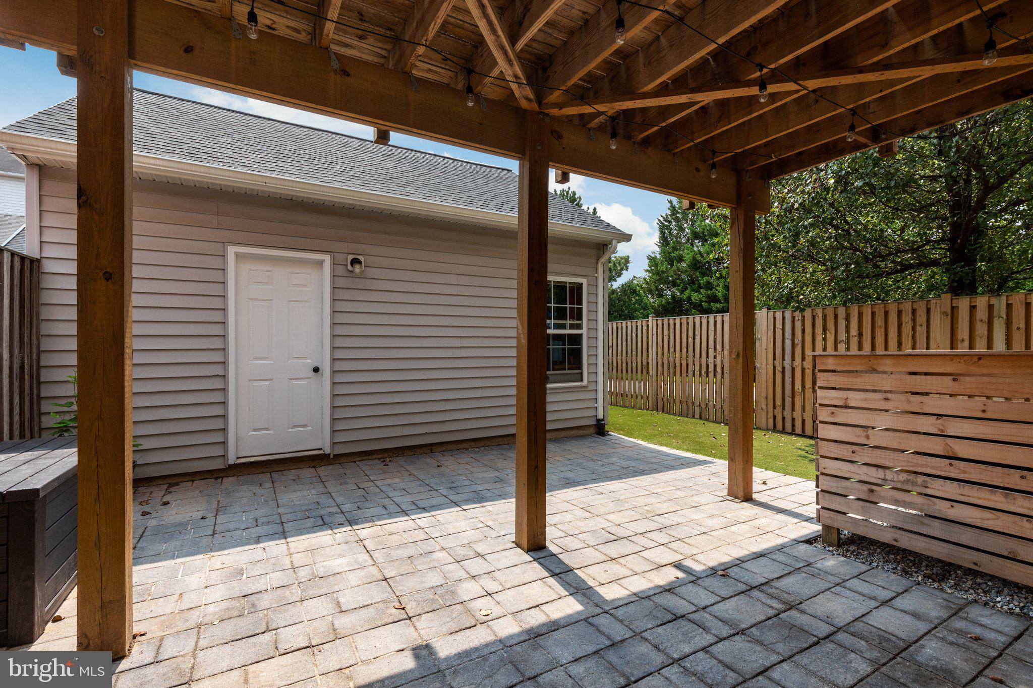 GROVEWOOD - Residential