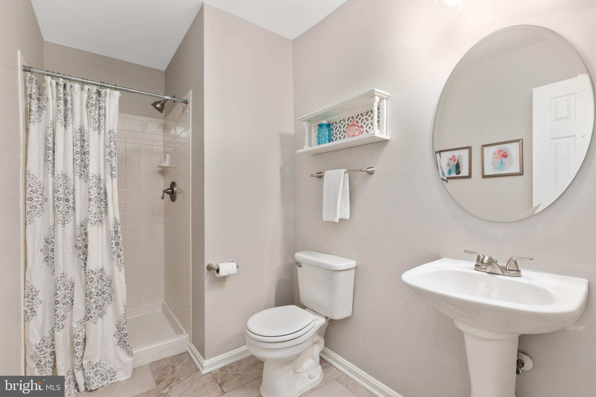 GROVEWOOD - Residential