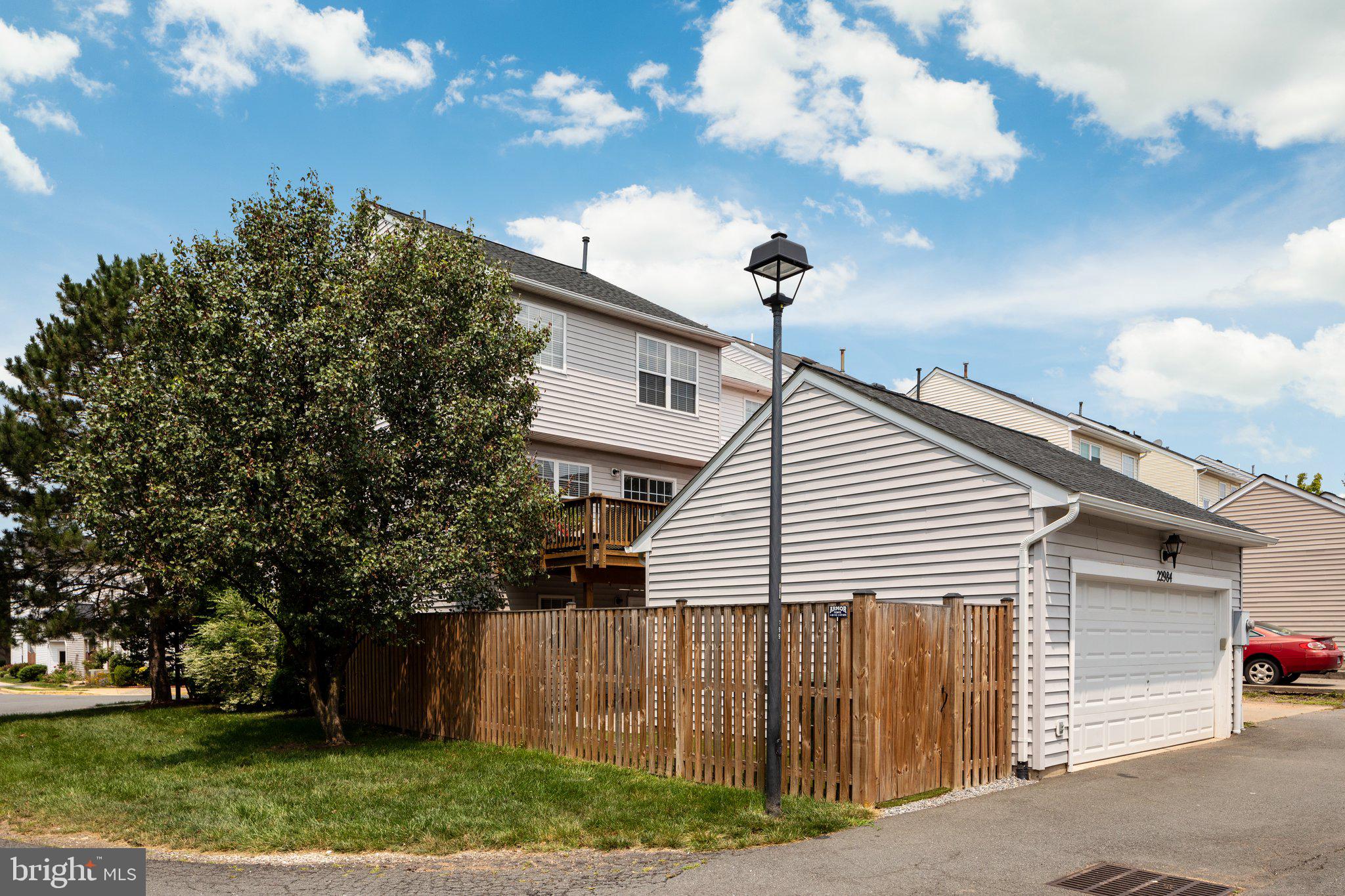 GROVEWOOD - Residential