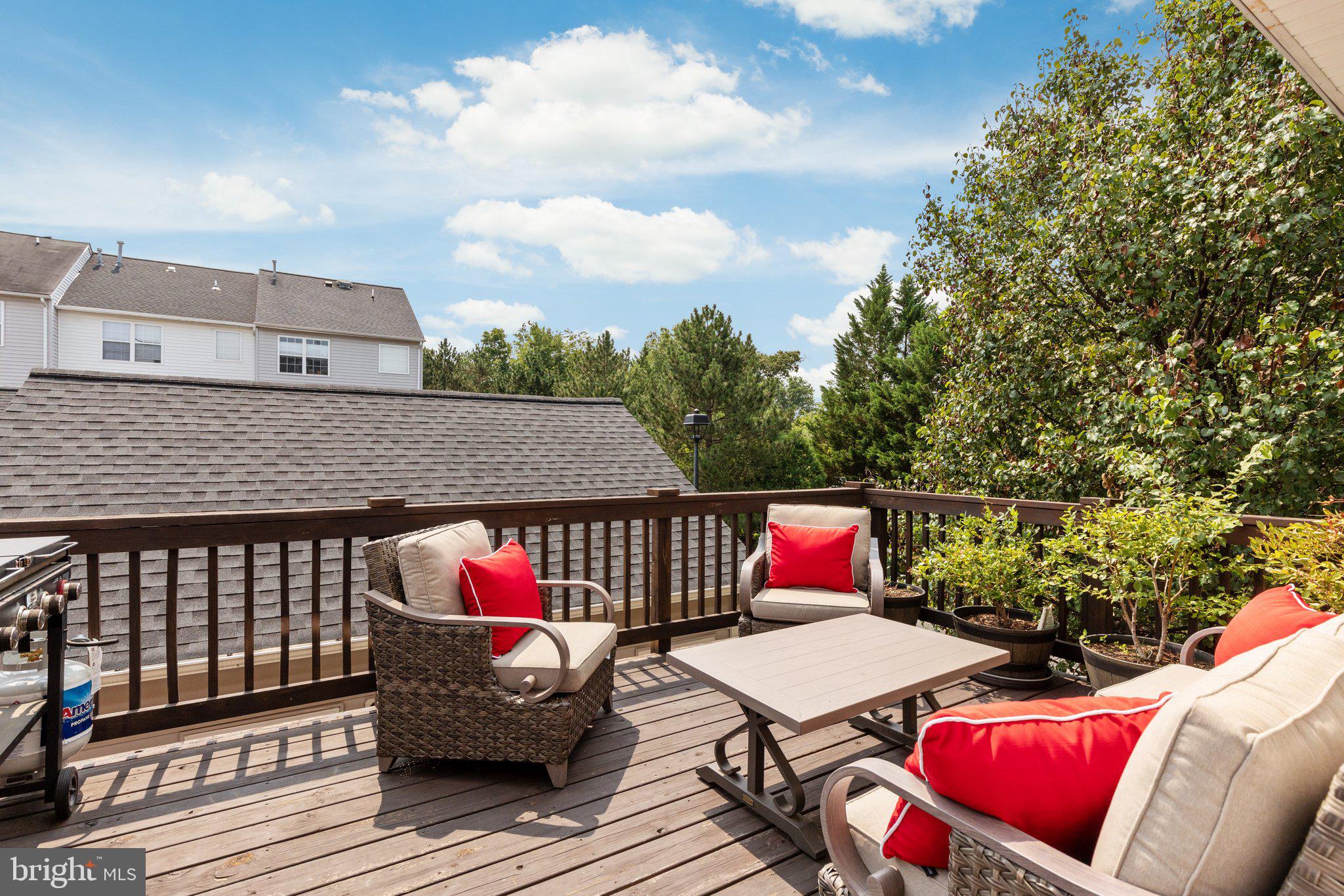 GROVEWOOD - Residential