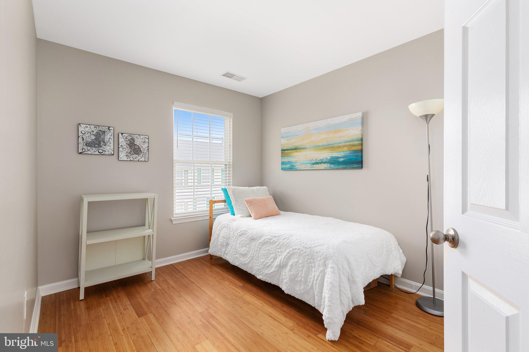 GROVEWOOD - Residential