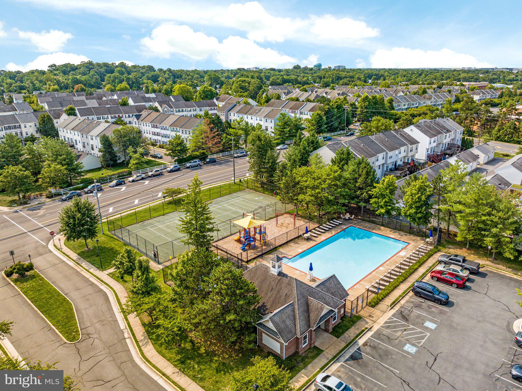 GROVEWOOD - Residential