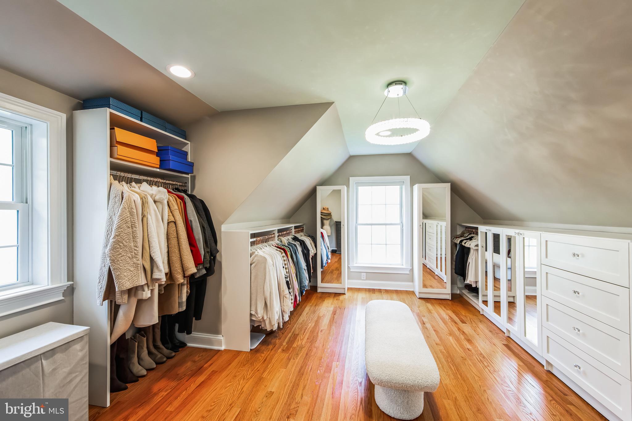 CANNON WOODS - Residential