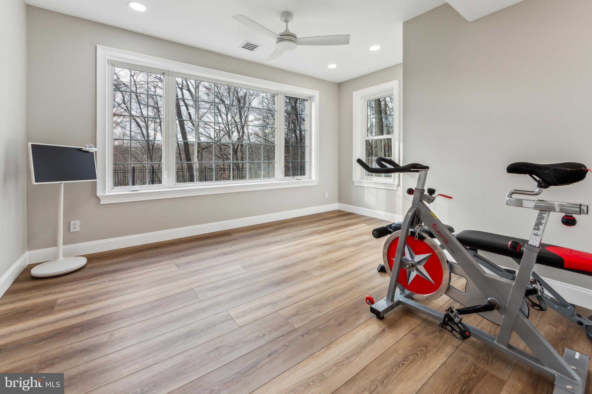 CANNON WOODS - Residential