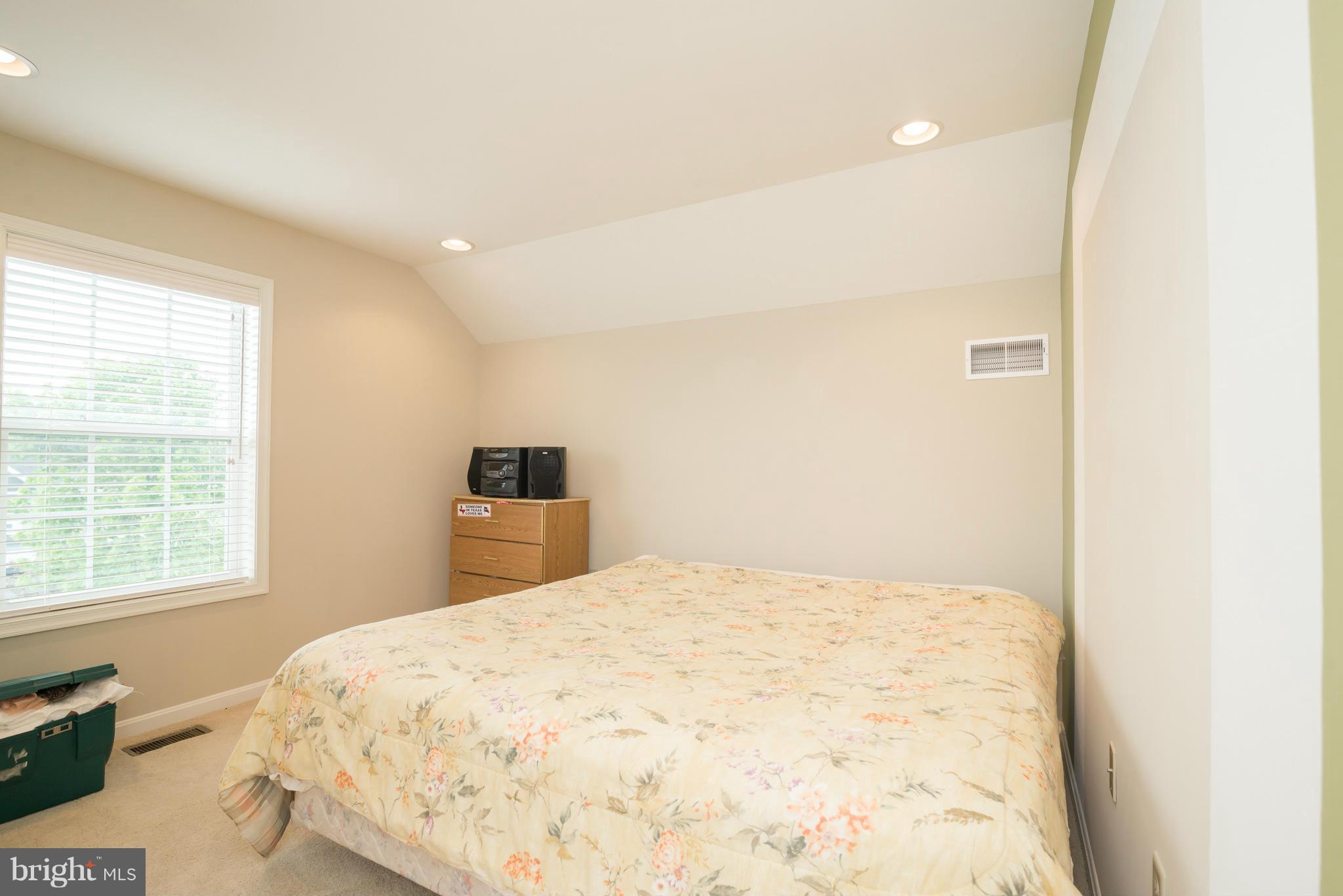 BRIDLE CREEK - Residential