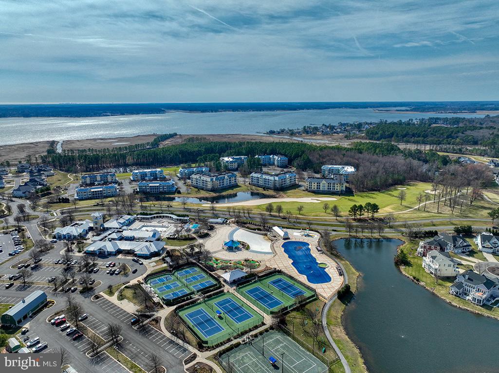 PENINSULA - Residential