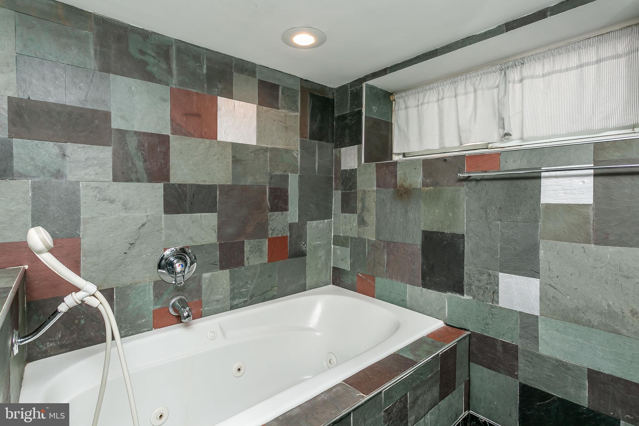 BREWERS HILL - Residential