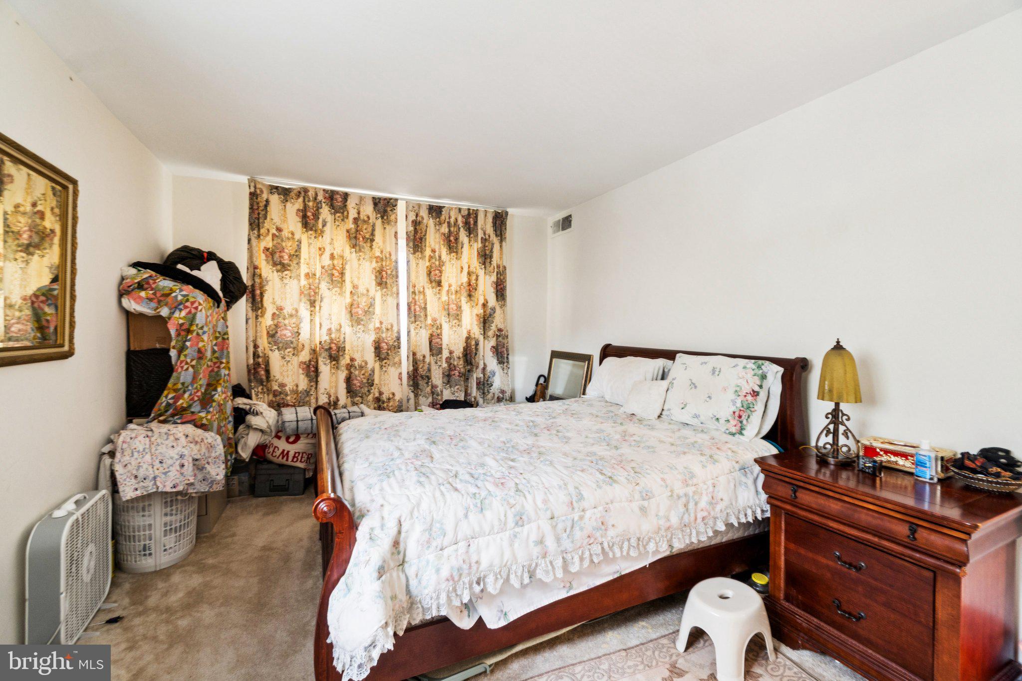 TIMBERLANE VILLAGE GARDEN CONDOMINIUMS - Residential