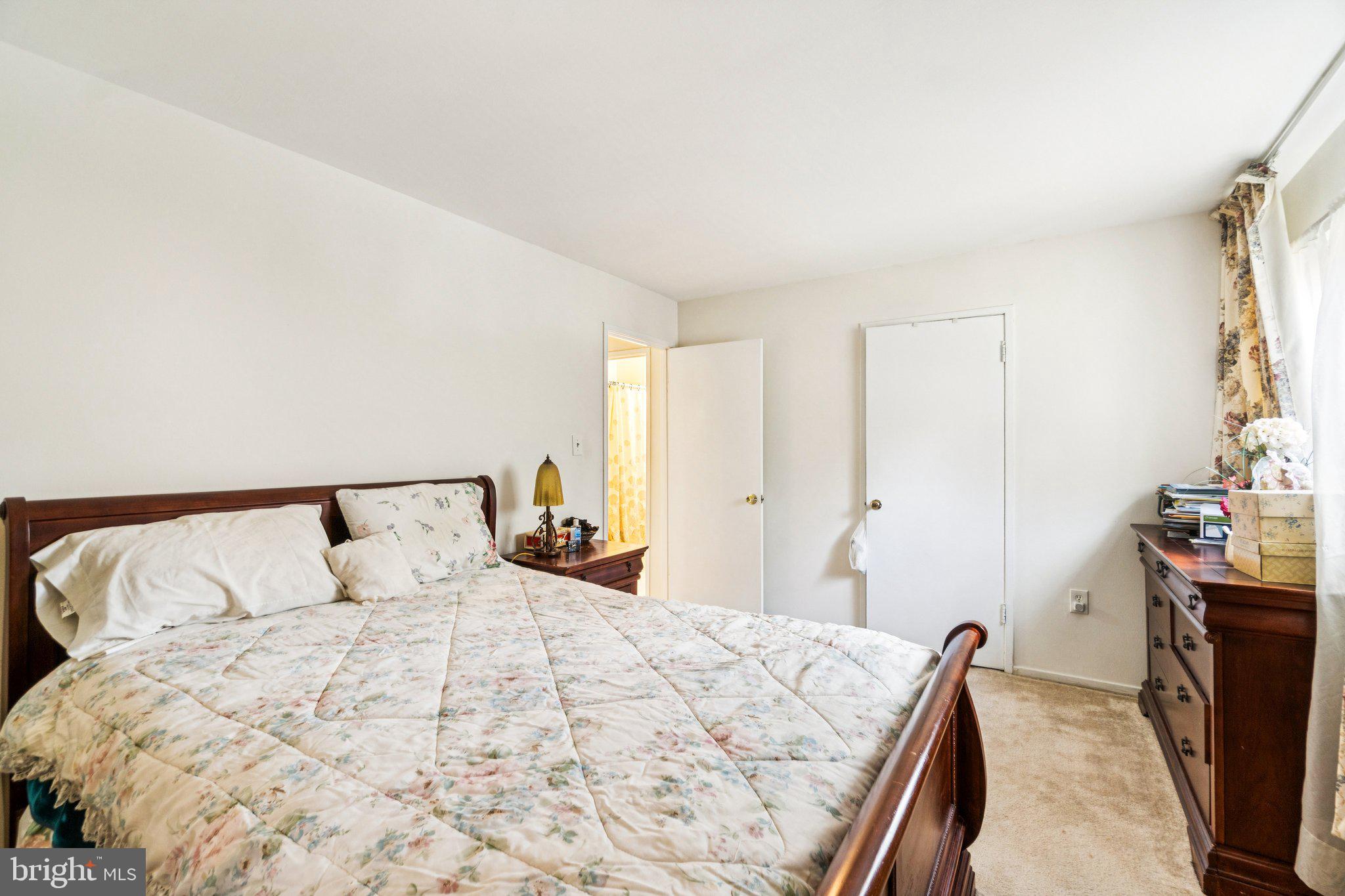 TIMBERLANE VILLAGE GARDEN CONDOMINIUMS - Residential