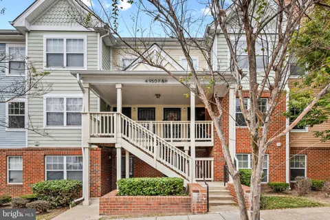 4950 Call Place SE Unit H2, Washington, DC MLS: DCDC2191272