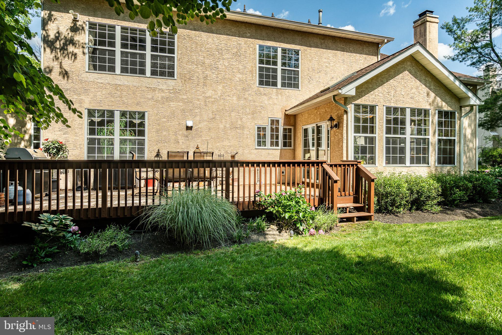 CHARLESTOWN HUNT - Residential