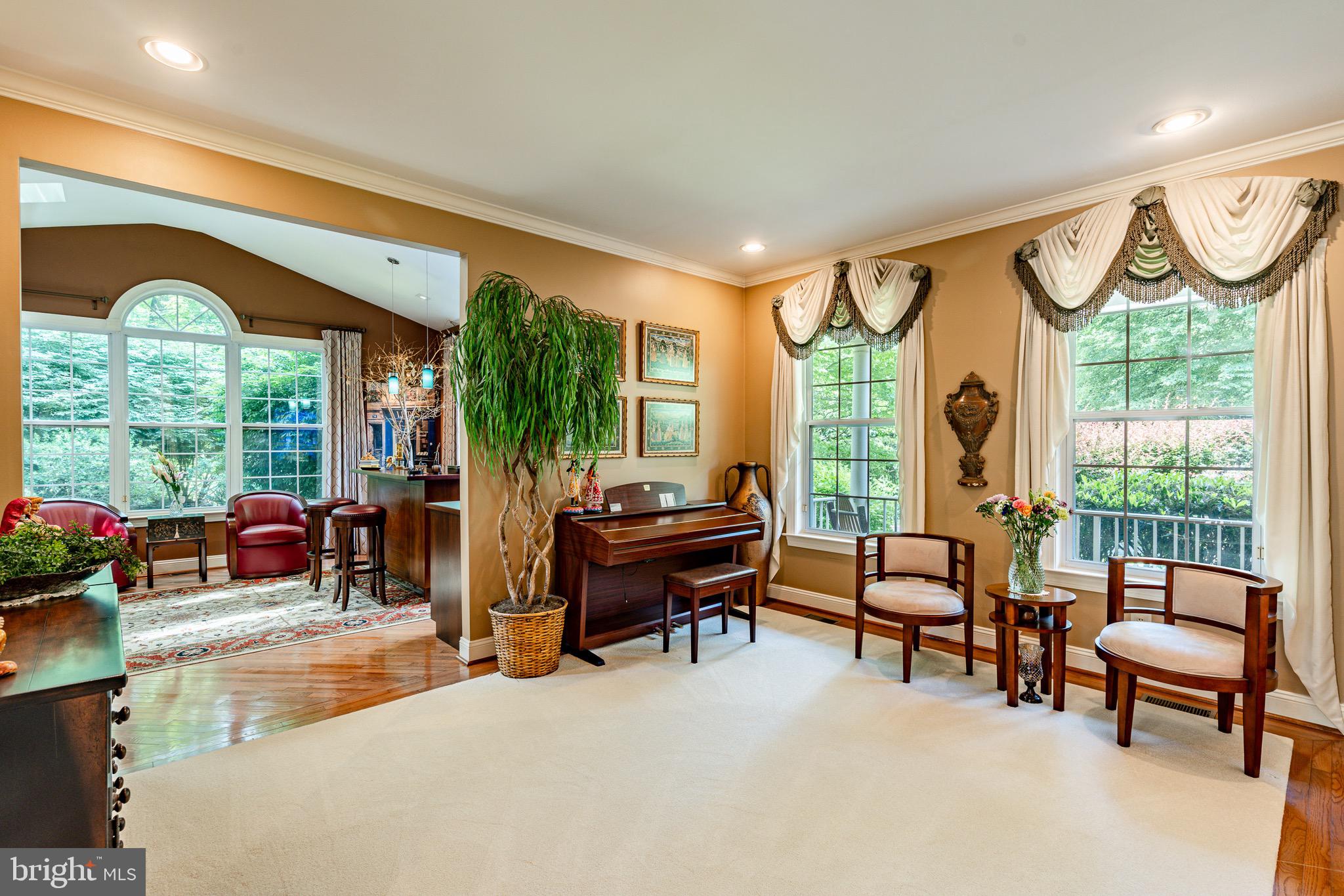 CHARLESTOWN HUNT - Residential