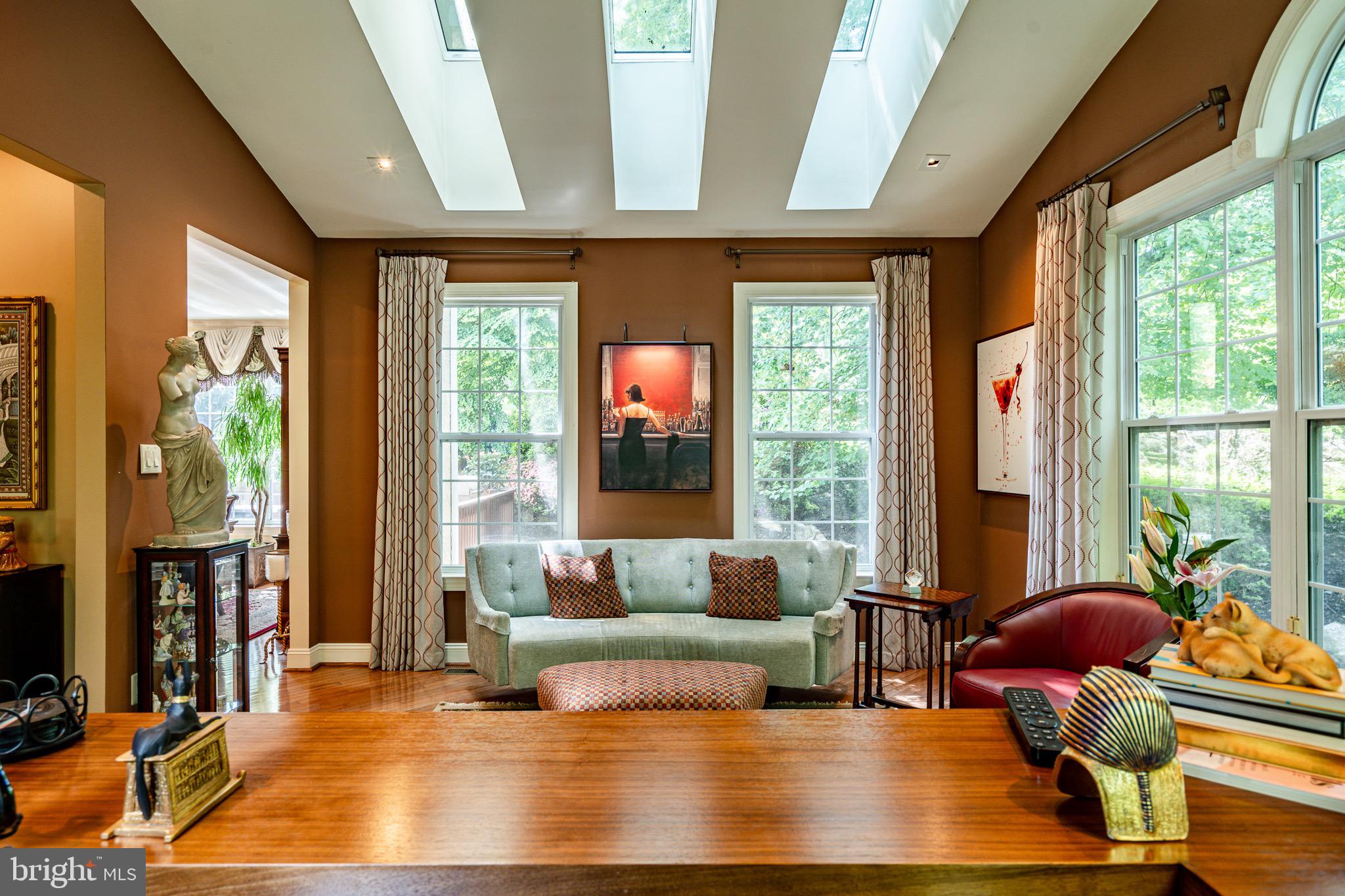 CHARLESTOWN HUNT - Residential