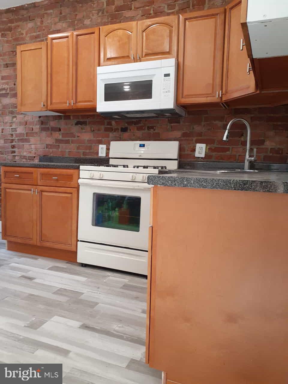 KENSINGTON - Residential Lease