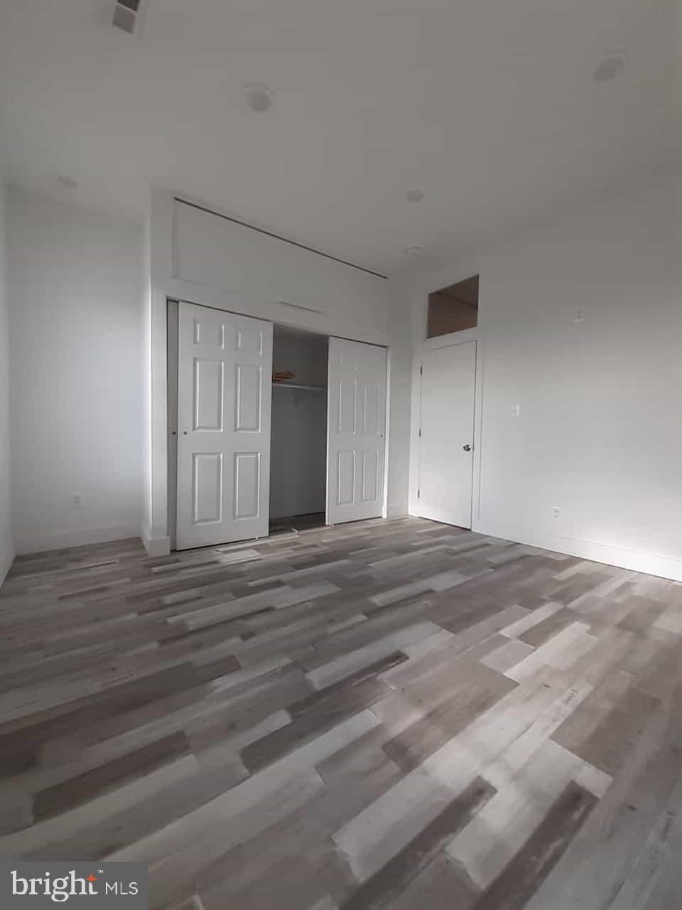 KENSINGTON - Residential Lease