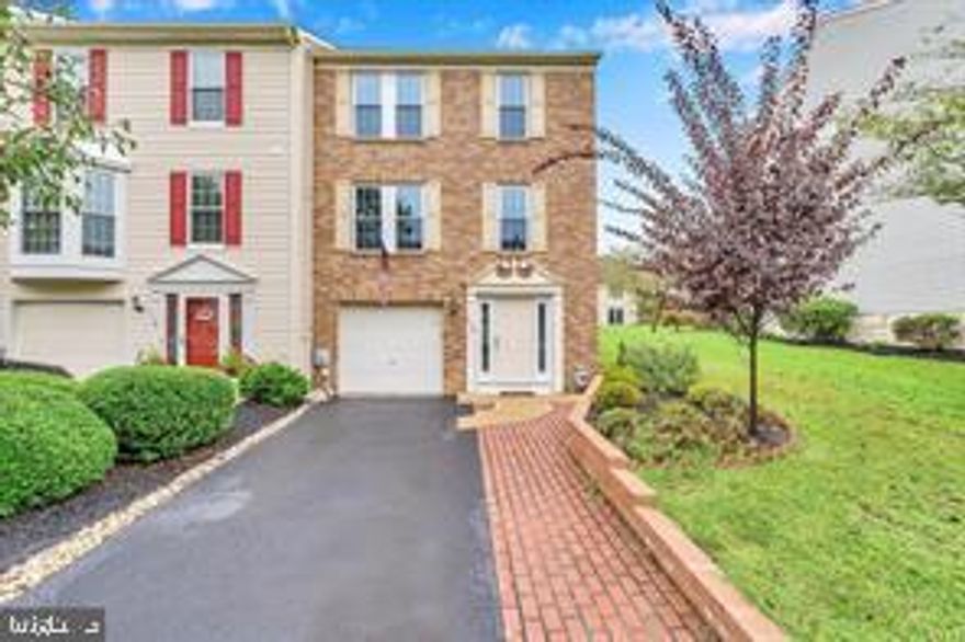 Just listed!

Welcome to this meticulous and spacious 3-bedroom in Limestone Hills.

As you enter the 1st level there is a family room with fireplace, laundry, and powder room.  The 1 car garage is on same level.  On the second floor/main level enjoy the living room, dining area with kitchen, breakfast nook and second powder room. There is a rear deck off the kitchen with steps leading down to the backyard.  On the top level there are 3 spacious bedrooms with 2 full bathrooms. Main bedroom has a walk-in closet with plenty of room!  Hardwood floors throughout the entire home. Lawn care included. Security system available if desired. All appliances included - washer/dryer and refrigerator. Hurry won't last!!   available June 1st