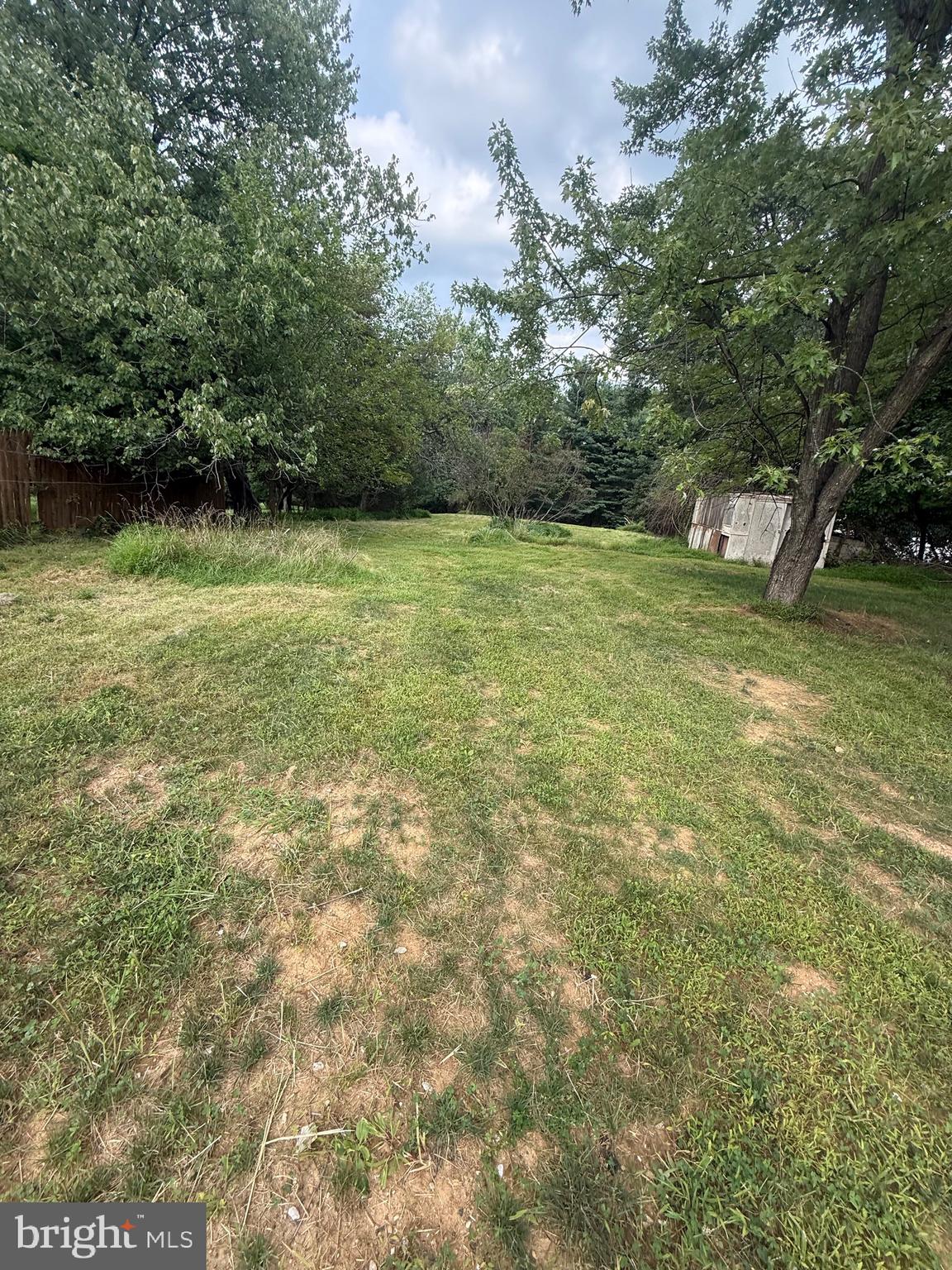 17 WALK AVENUE