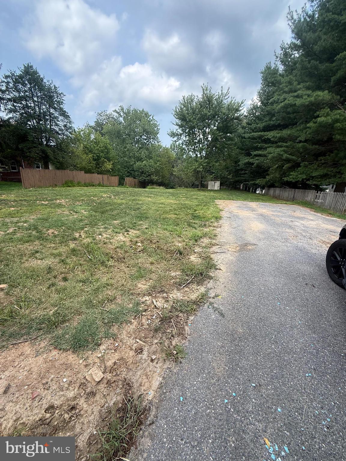 17 WALK AVENUE