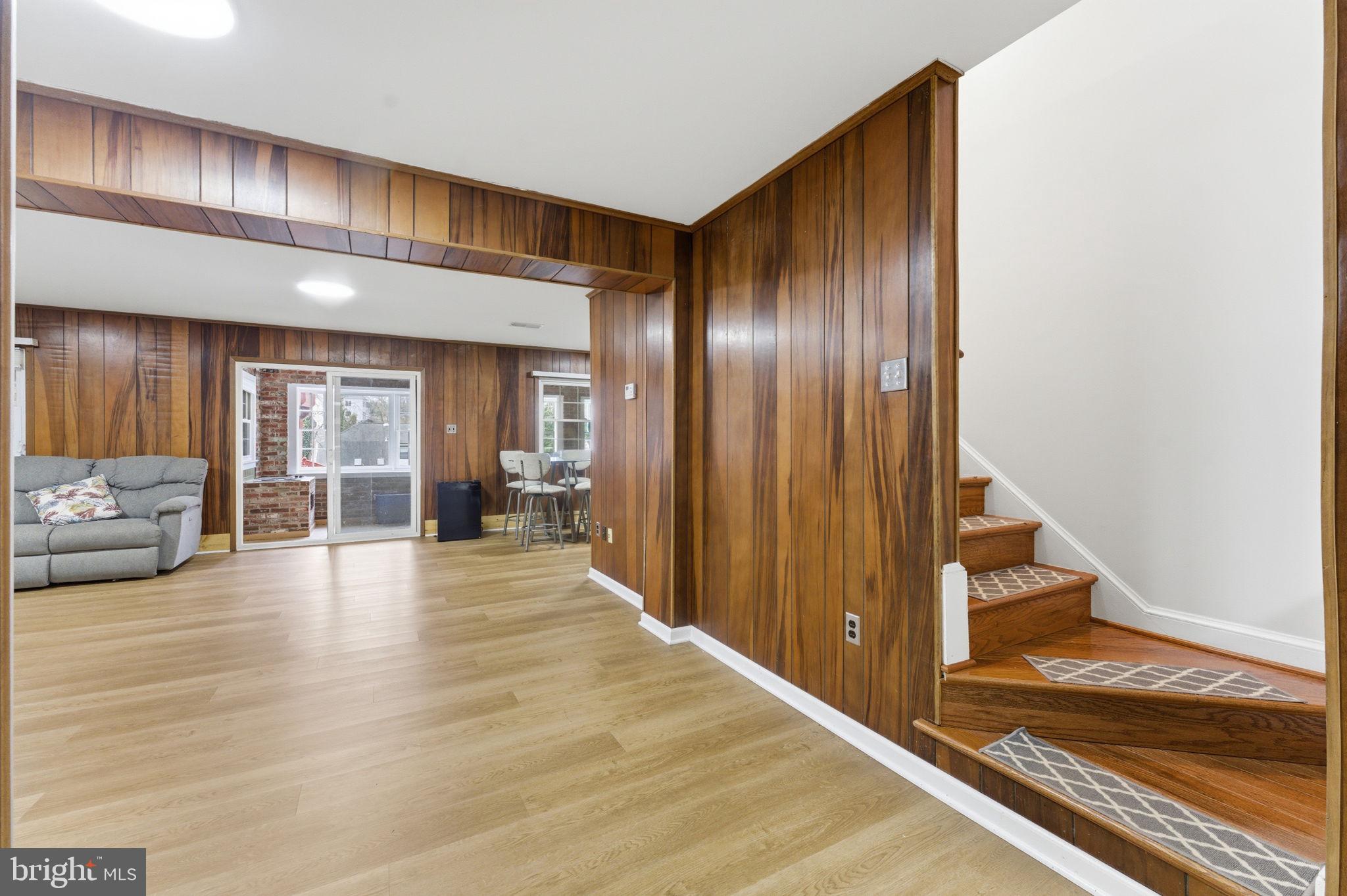 WEST LANGLEY - Residential