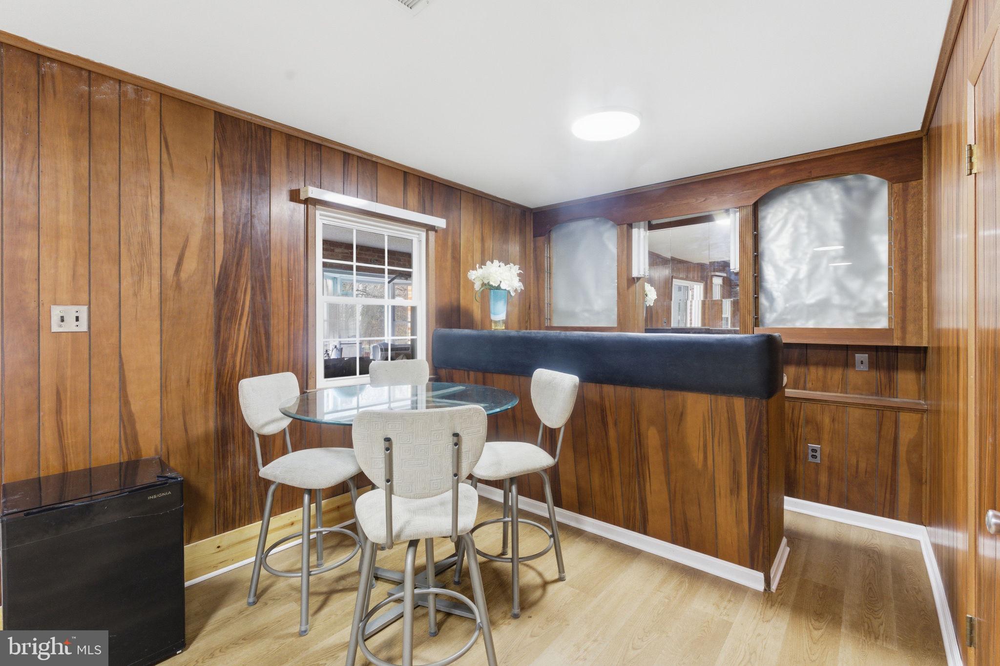 WEST LANGLEY - Residential